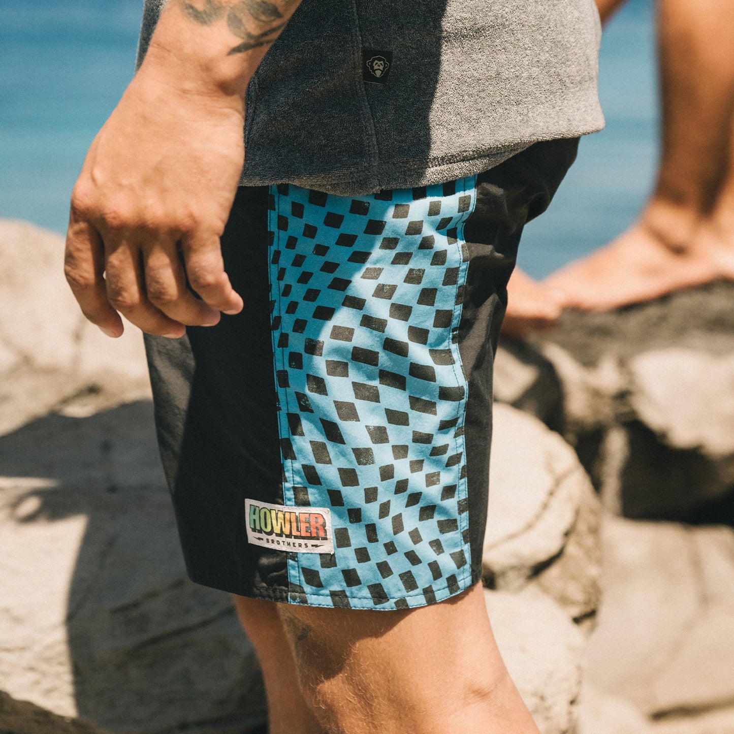 Ensueño Boardshorts 18" - Warped Checkers : Antique Black - View 2