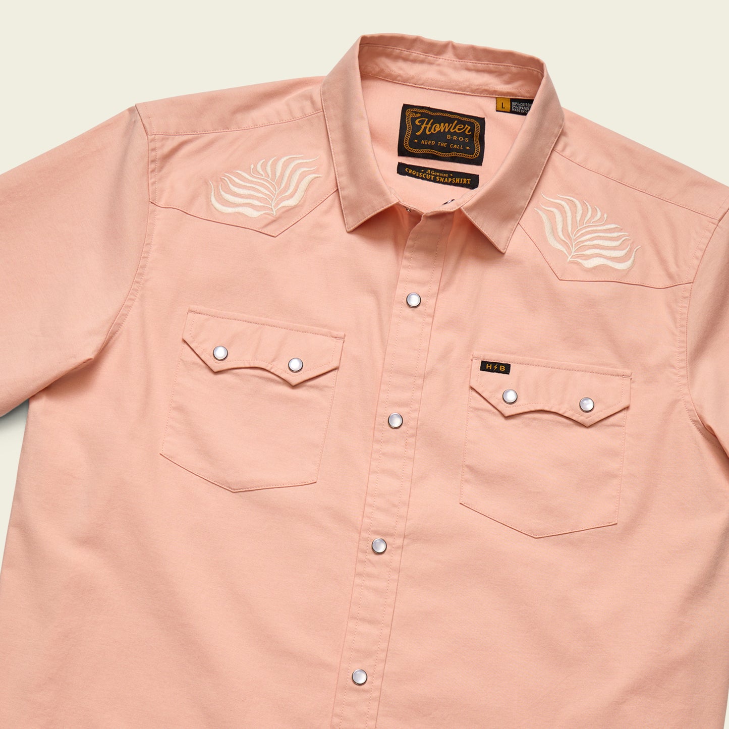 Crosscut Deluxe Shortsleeve Shirt - Seagrass : Coral Oxford - View 3